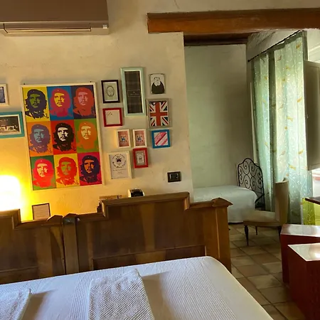 فندق مبيت وإفطار Molino2rosso 4*